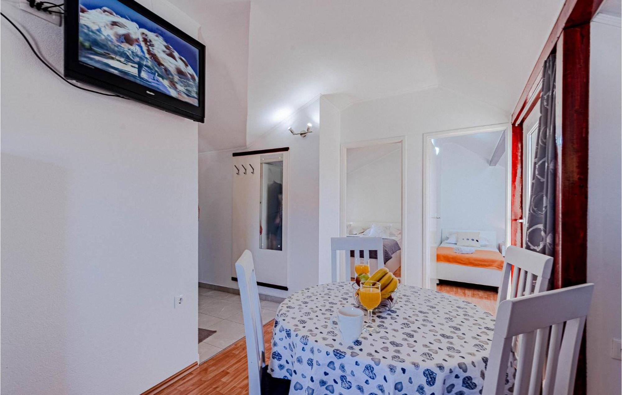 Beautiful Apartment In Vela Luka With Wifi Kültér fotó